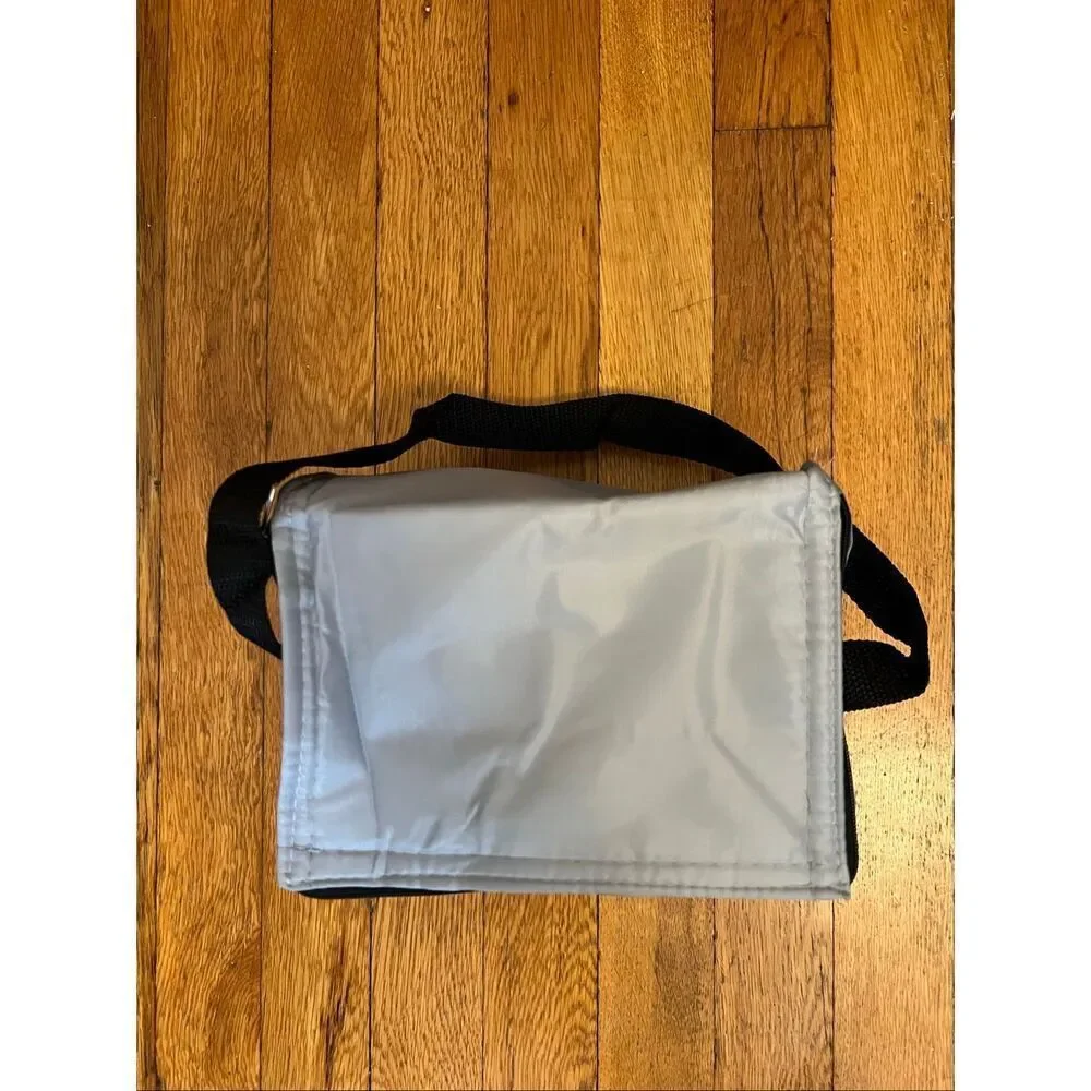 NYRR Membership Lunch Cooler Bag – Gray Insulated Tote